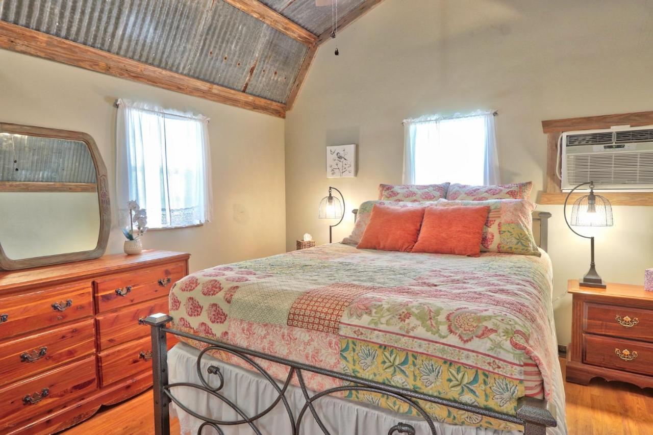 Sunflower Ridge Bungalow Wimberley Εξωτερικό φωτογραφία